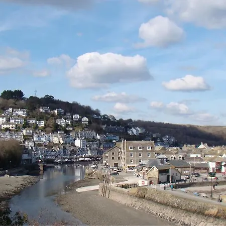 Konukevi Meneglaze Looe